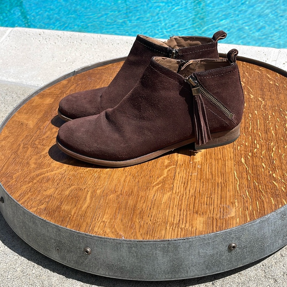 Franco Sarto ankle suede zip boots size 8.5